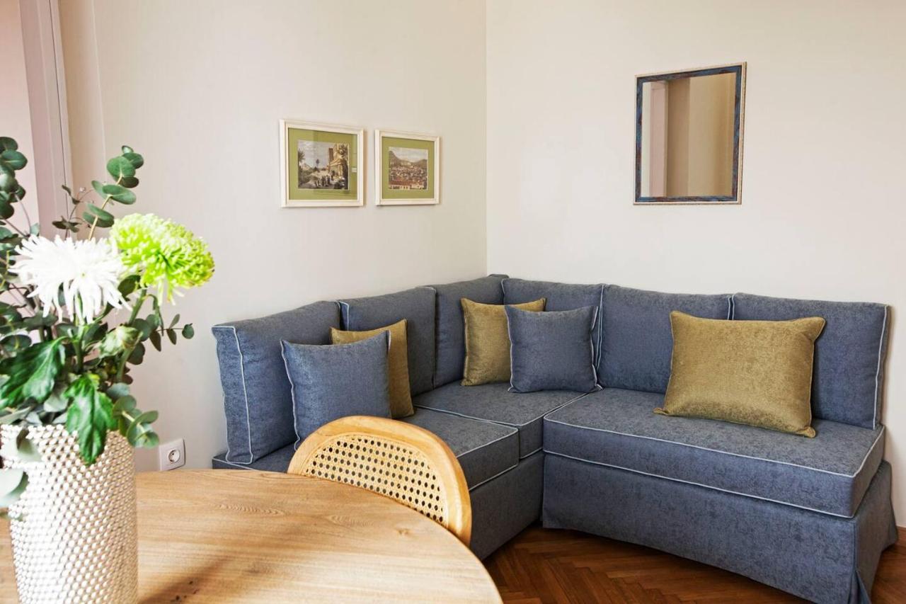 Pagrati Hilton Location Bentzi Family Suite 5 Atenas Exterior foto